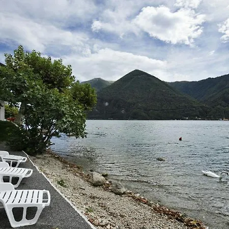 Approdo Uno